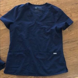 Figs Casma top navy M